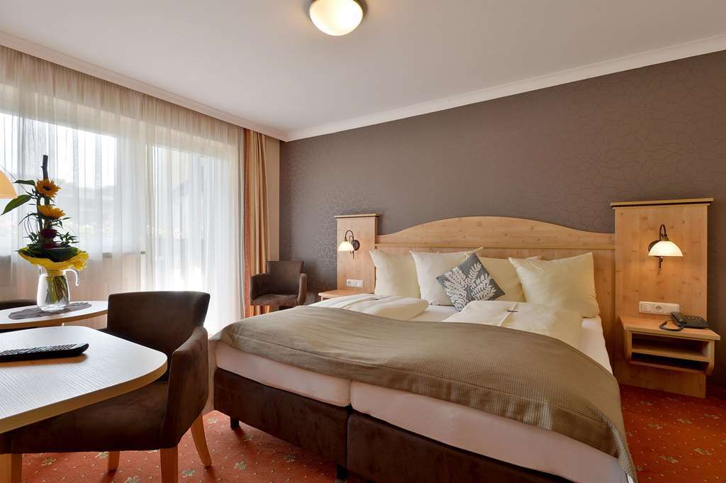 Hotel Mesnerwirt Westendorf Oda fotoğraf